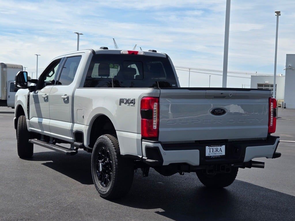 2026 Ford F-350 XLT photo 14