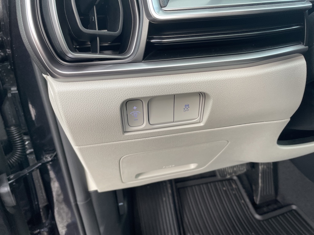 2025 Kia Sorento S photo 18