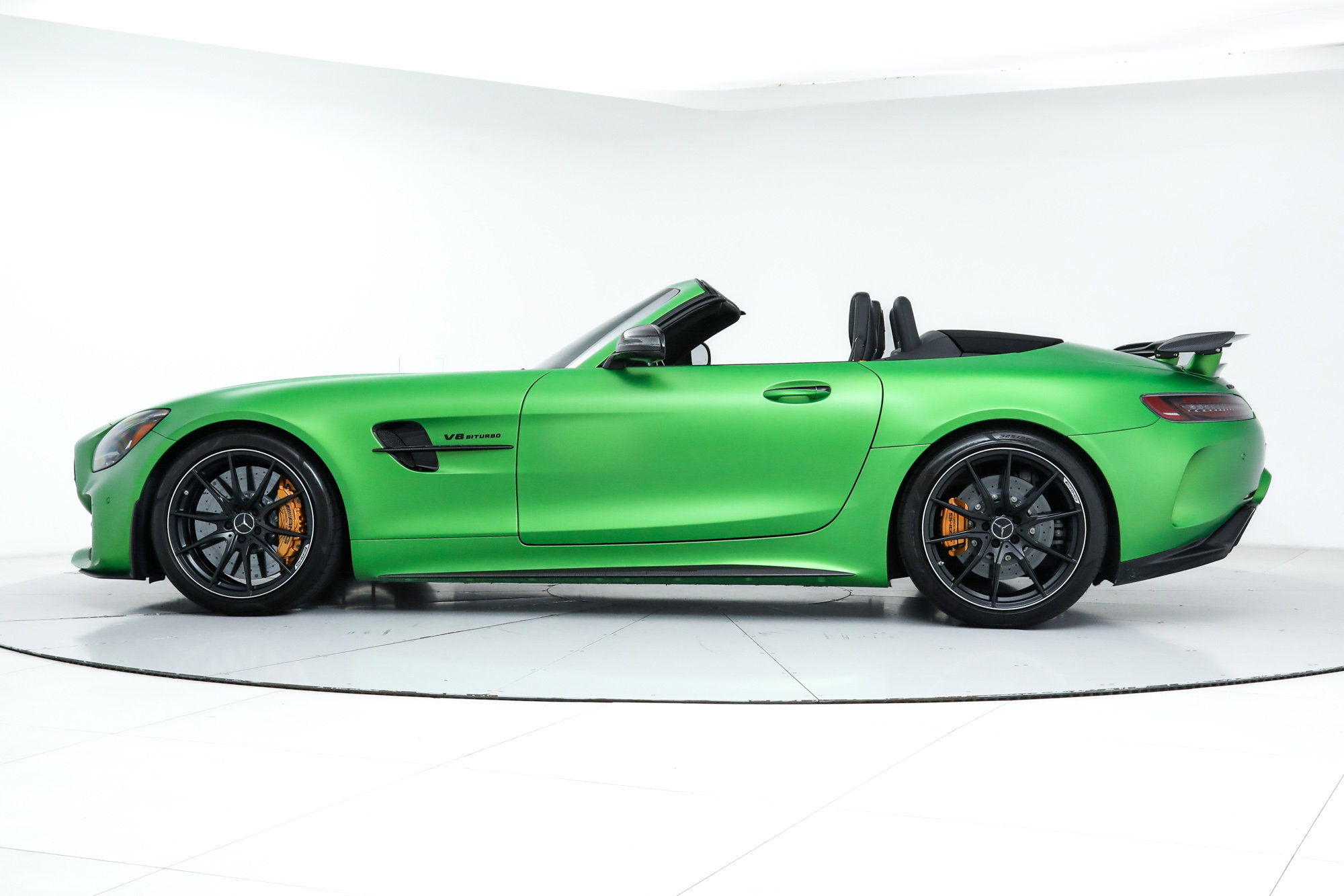 2020 Mercedes Benz R AMG photo 2