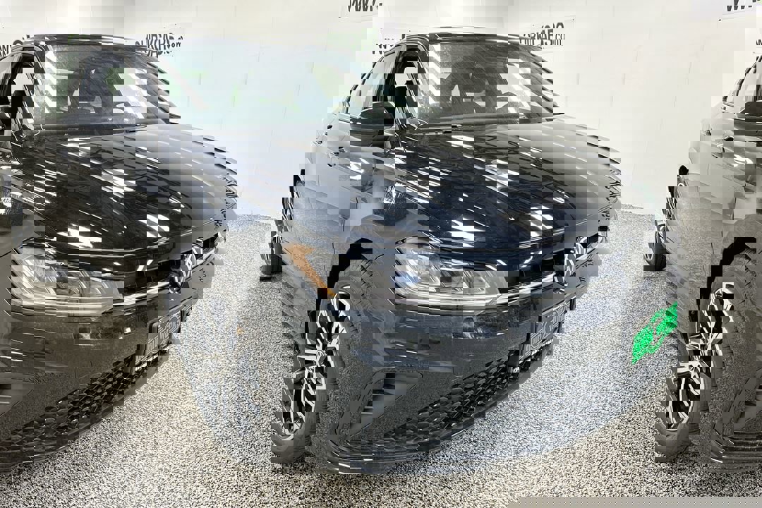 2025 Volkswagen Jetta Sport's photo