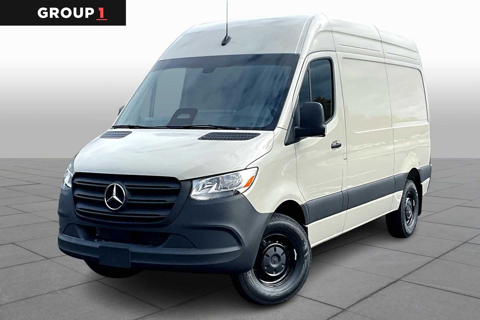 2026 Mercedes-Benz Sprinter Cargo Van Base's photo