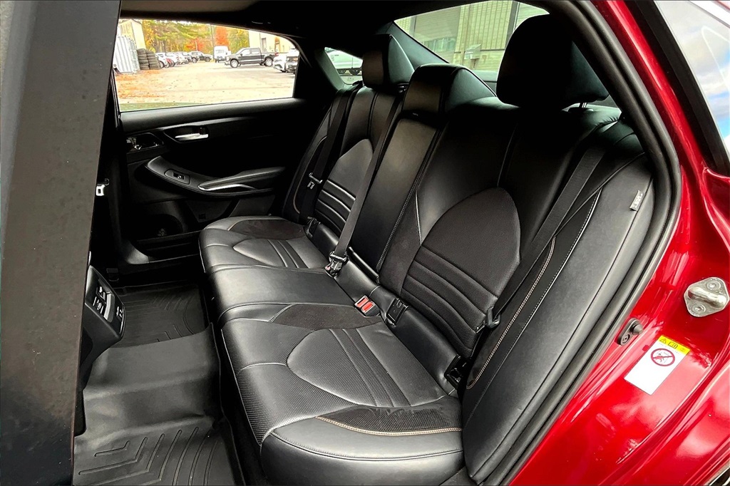 PreOwned 2019 Toyota Avalon 4D Sedan in Saint Albans City 24IC457A Nucar CDJR Saint Albans