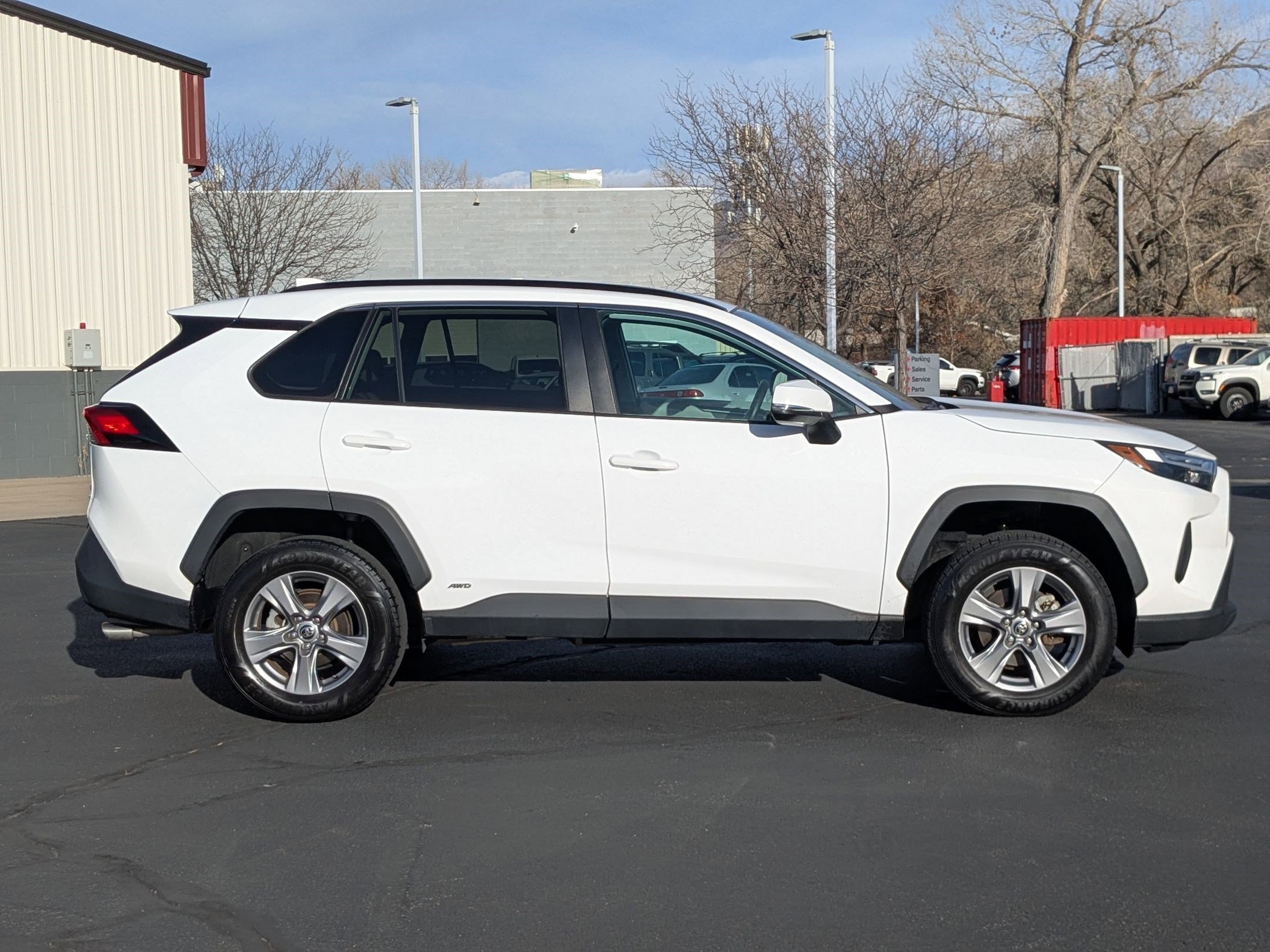 Used 2022 Toyota RAV4 XLE with VIN 4T3RWRFV1NU054925 for sale in Northfield, Minnesota