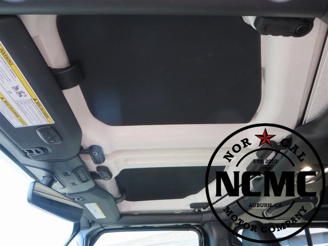 2021 Jeep Gladiator Rubicon photo 27