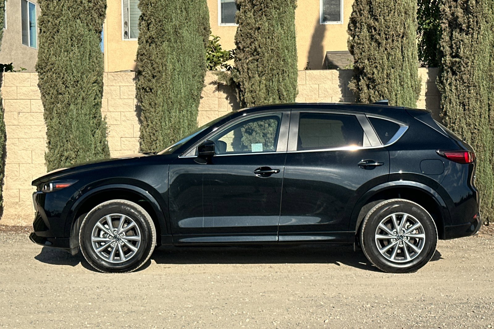 2025 Mazda CX-5 2.5 Select photo 4