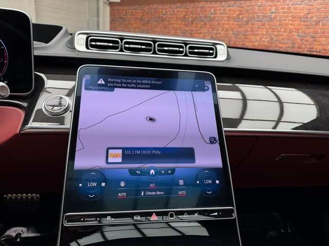 2022 Mercedes Benz S 580 4MATIC photo 17