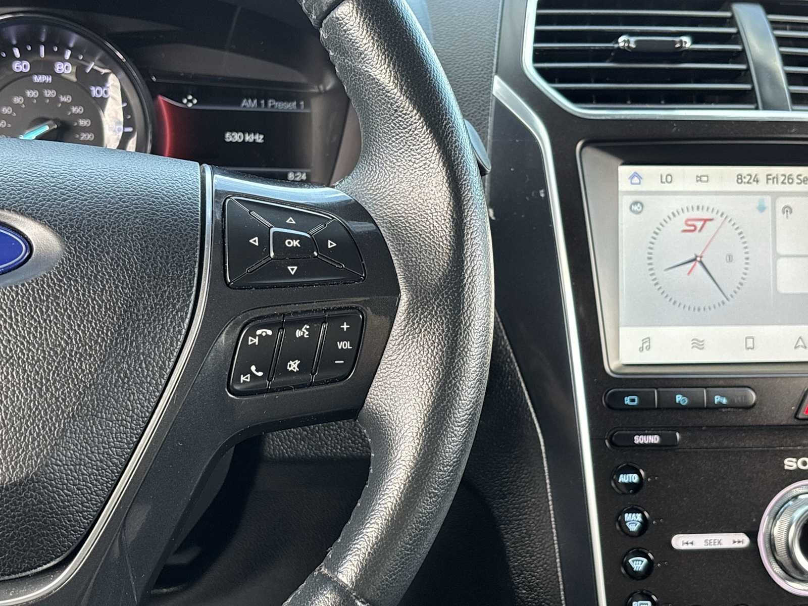 2019 Ford Explorer Limited photo 26