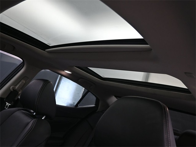 2021 Nissan Maxima Platinum photo 9