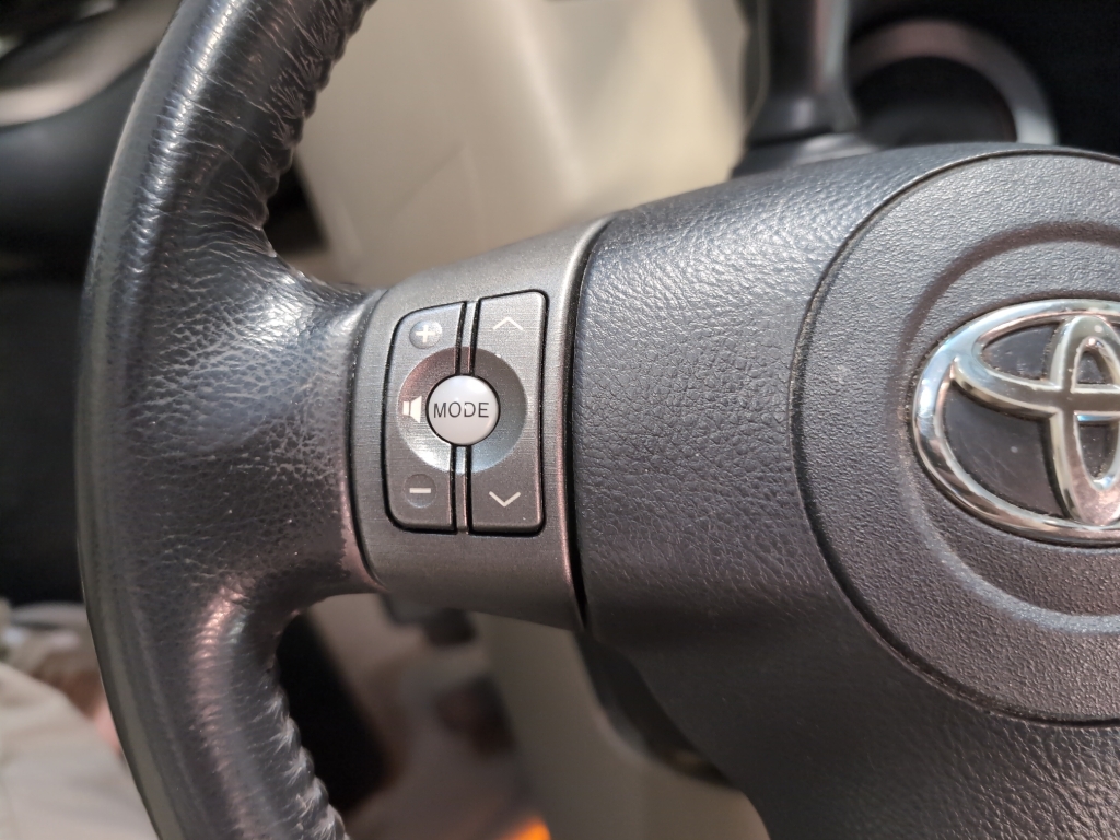 2010 Toyota RAV4 Limited photo 14