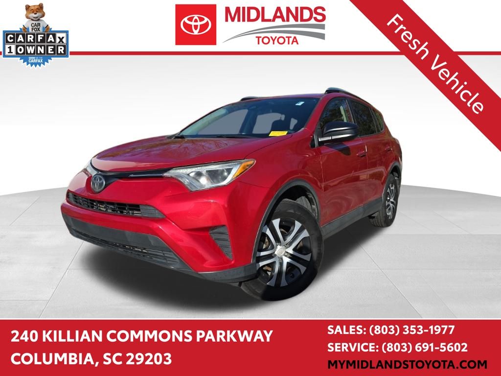 2017 Toyota RAV4 LE's photo