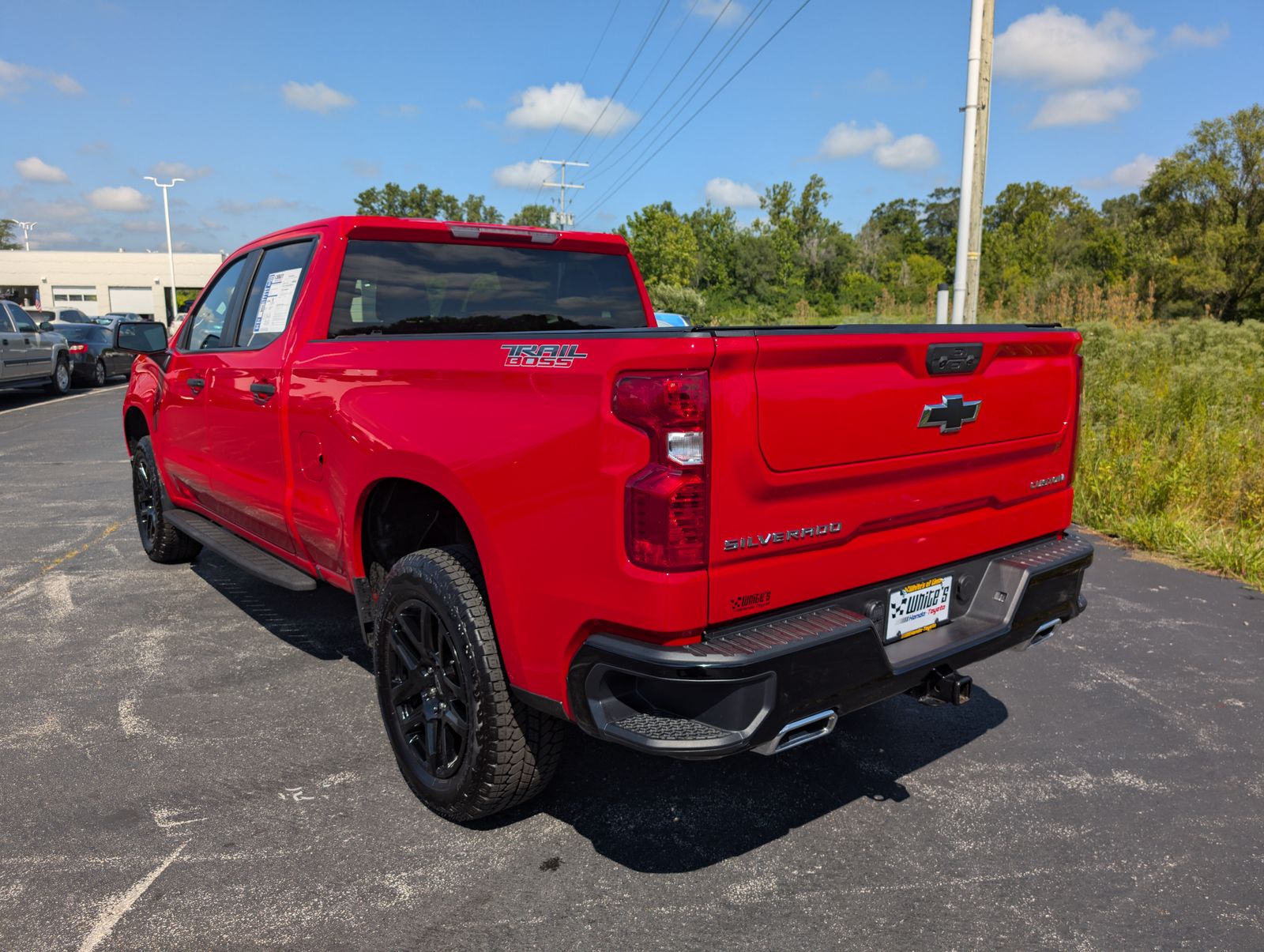 2025 Chevrolet Silverado 1500 Custom Trail Boss photo 4