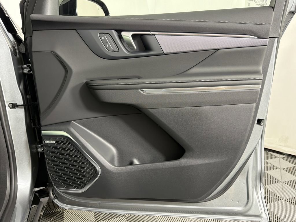 2026 Buick Enclave Sport Touring photo 11