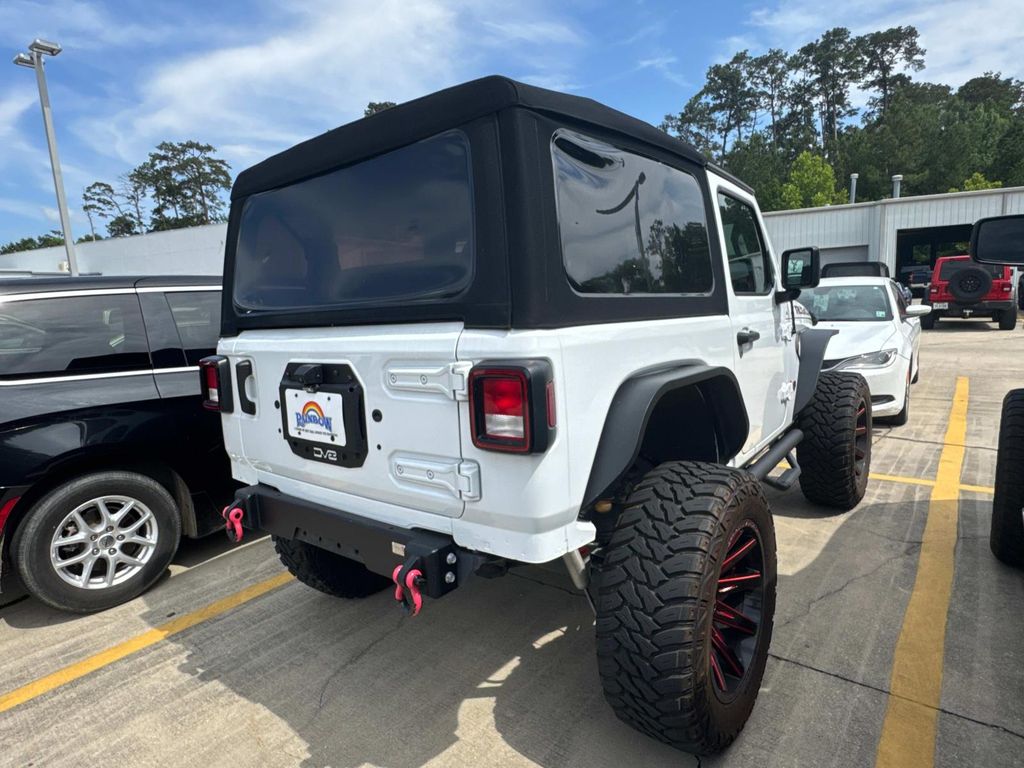 2021 Jeep Wrangler Rubicon photo 6