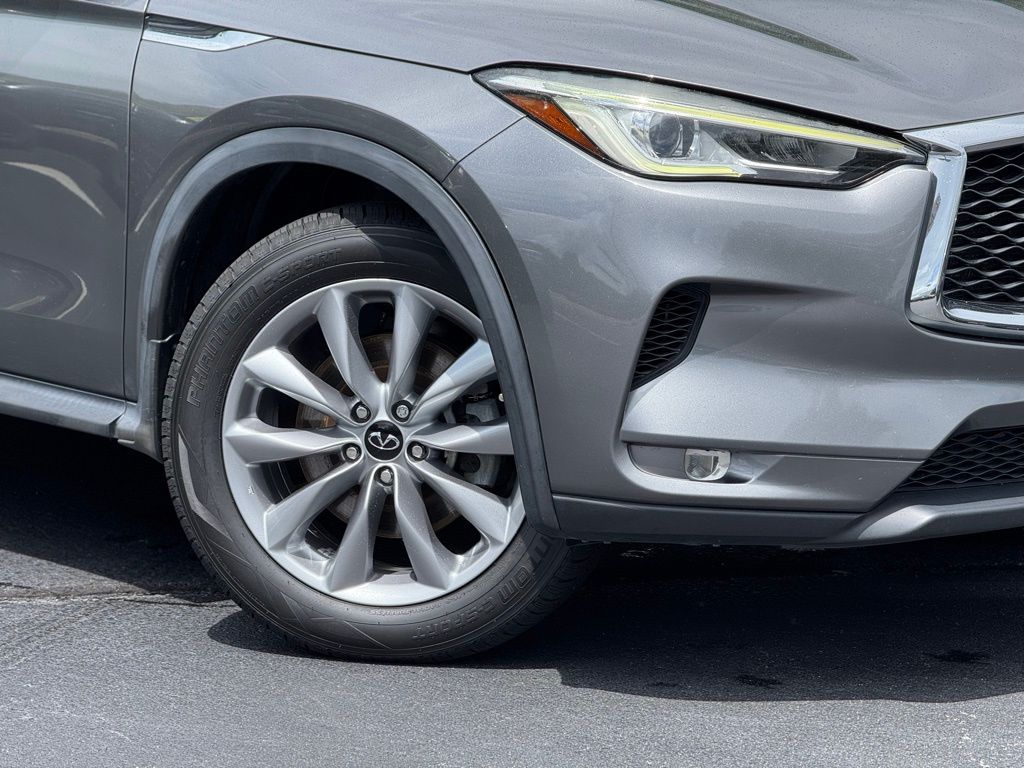 2020 Infiniti QX50 Luxe photo 3