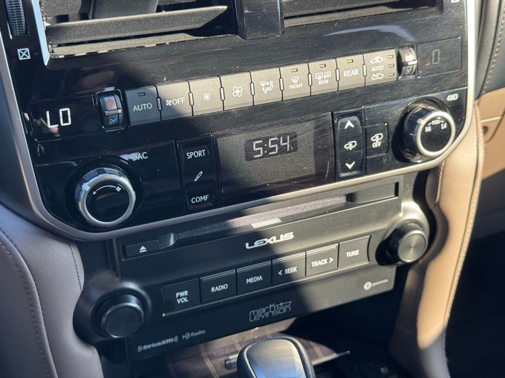 2023 Lexus GX 460 Luxury photo 34