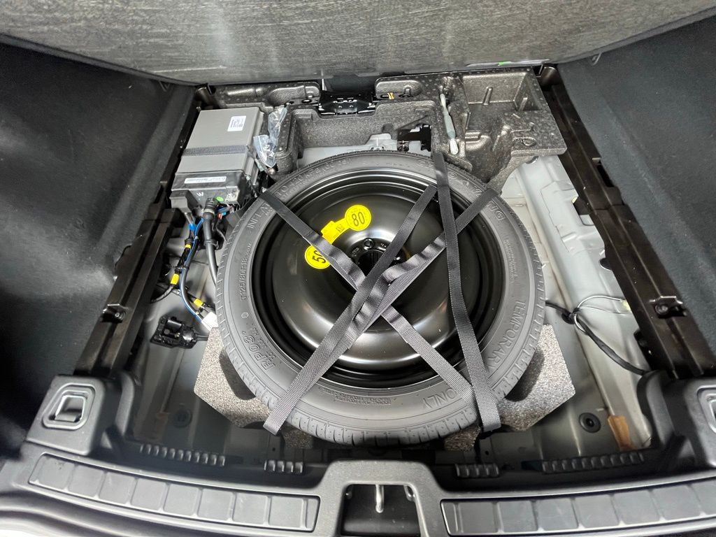 2024 Volvo XC60 B5 Core photo 27