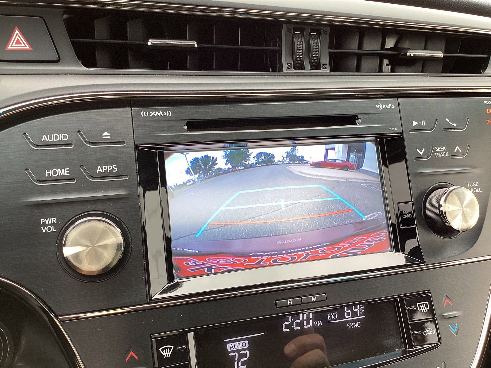 Used 2018 Toyota Avalon XLE Premium with VIN 4T1BK1EB1JU270864 for sale in Brainerd, Minnesota