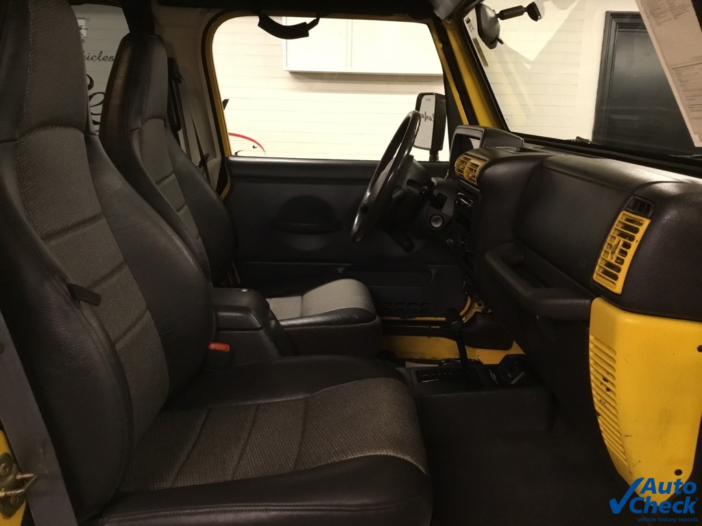 2000 Jeep Wrangler Sport photo 4