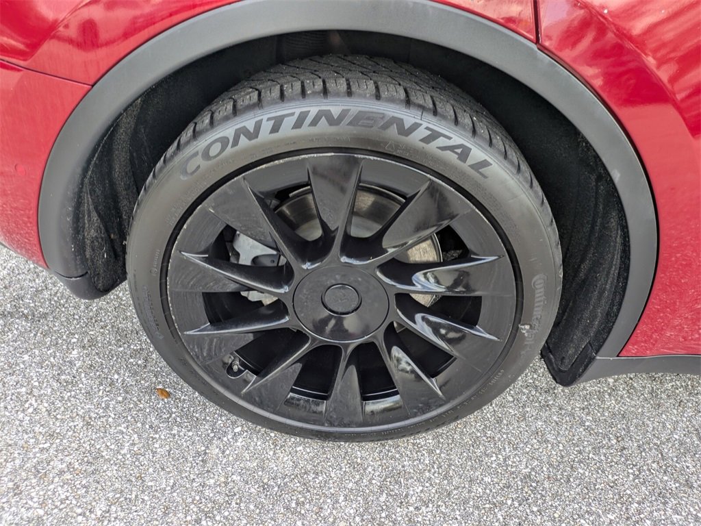 2021 Tesla Model Y Standard Range photo 19
