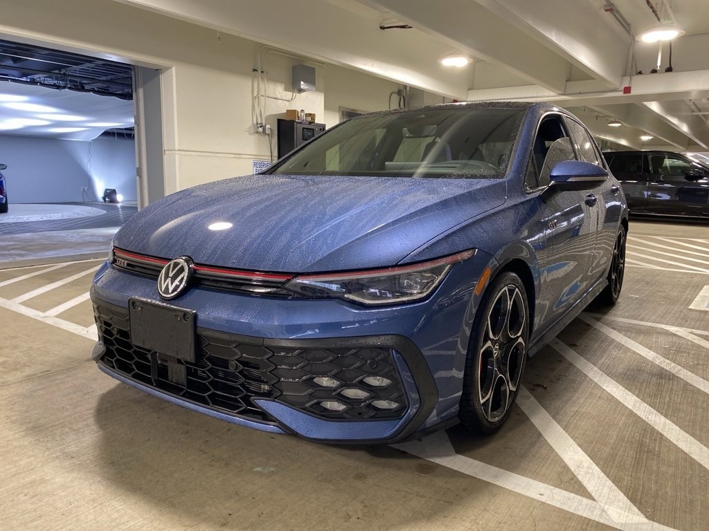 2025 Volkswagen Golf GTI Autobahn's photo