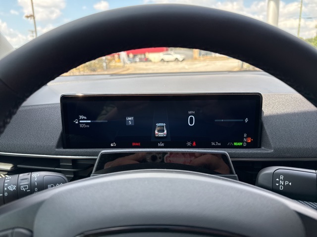 2025 Ford Mustang Mach-E Select photo 29