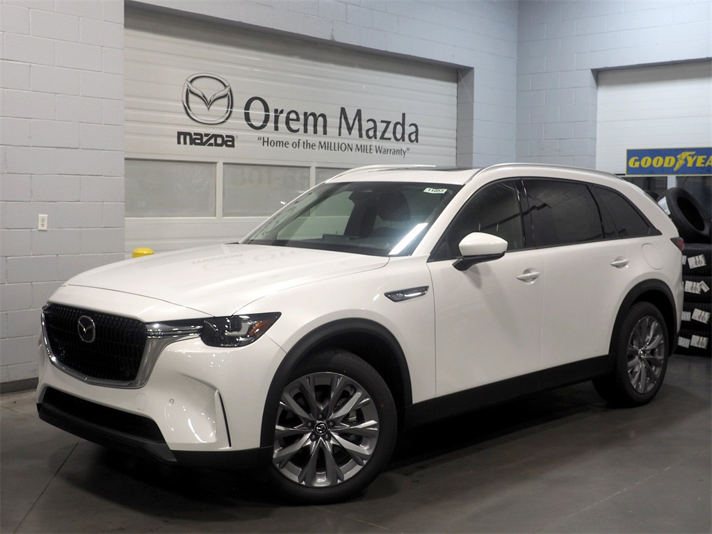2026 Mazda CX-90 Preferred Package's photo