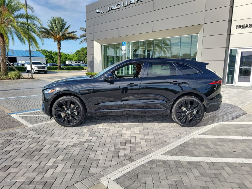 2026 Jaguar F-PACE P250 R-Dynamic S photo 3