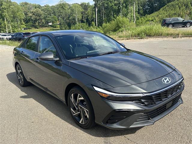 2025 Hyundai Elantra Hybrid Limited photo 7