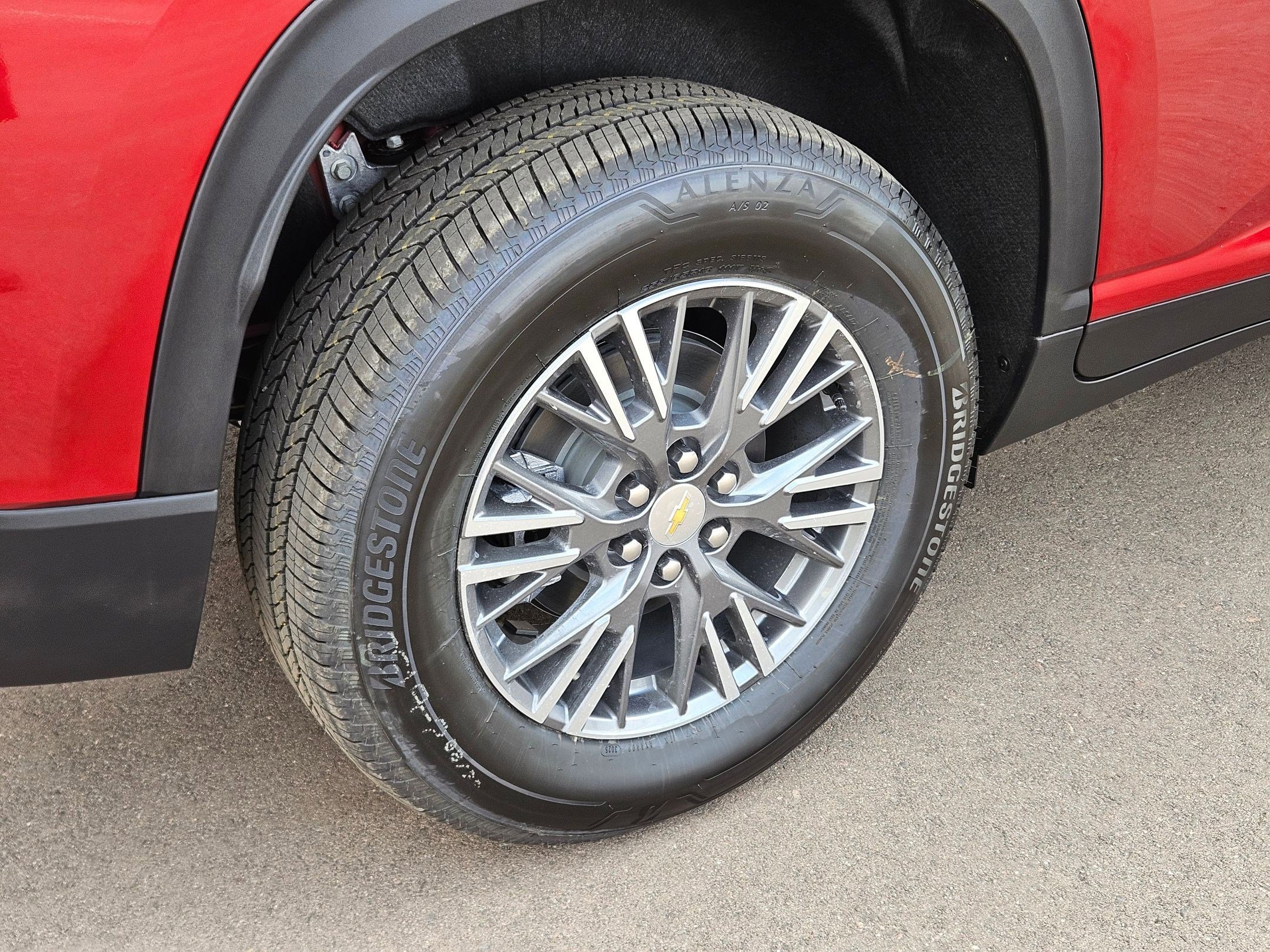2026 Chevrolet Traverse photo 9