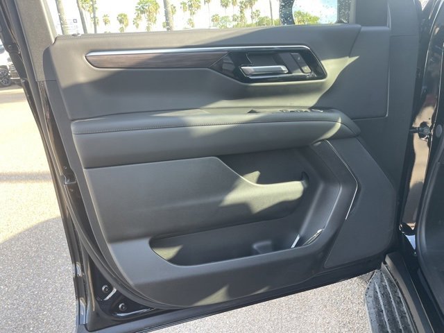 2025 Chevrolet Tahoe LS photo 10