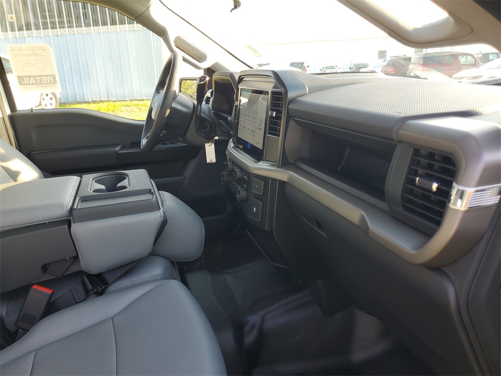 2025 Ford F-150 XL photo 25
