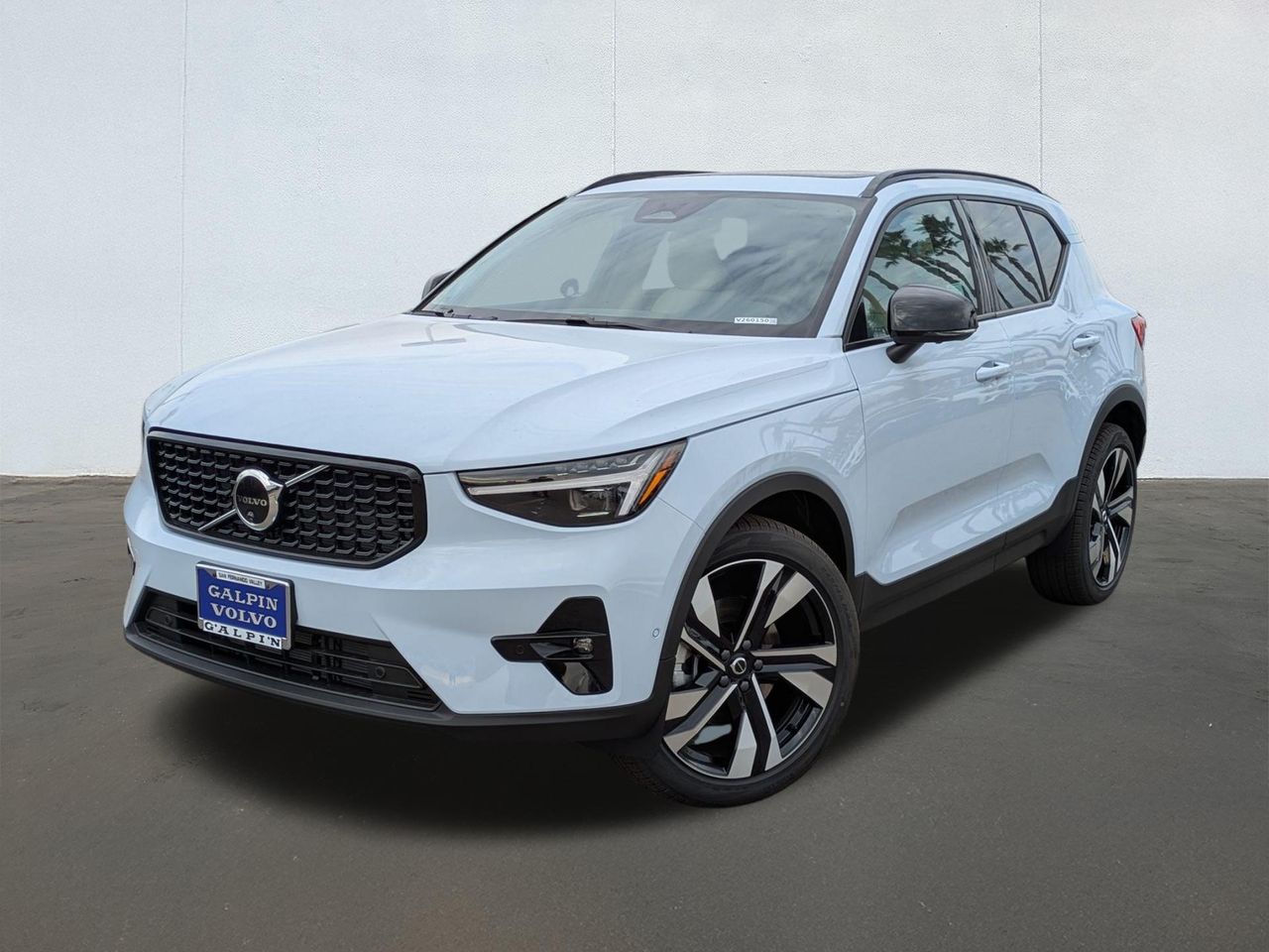 2026 Volvo XC40 Ultra's photo