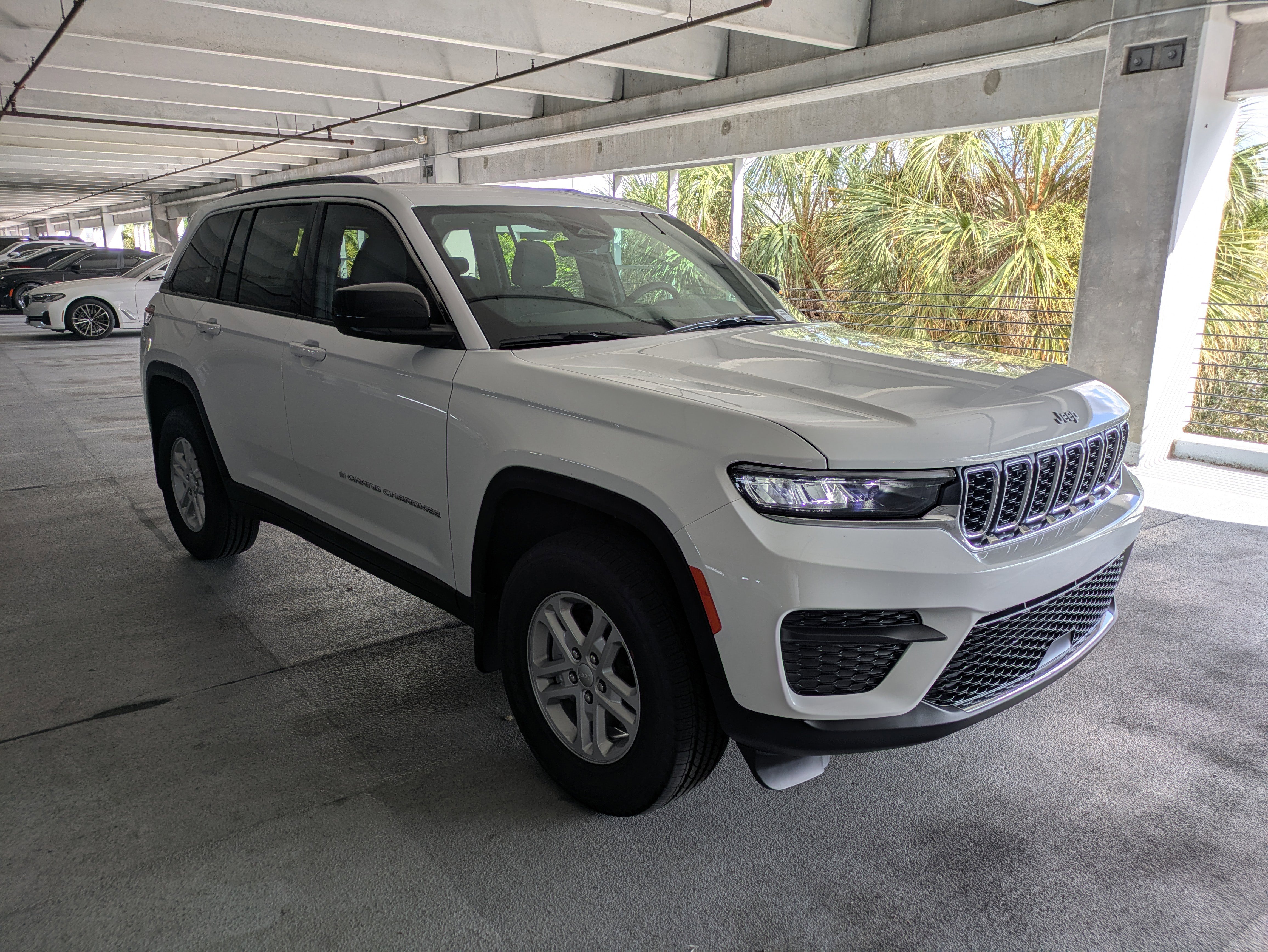 2025 Jeep Grand Cherokee Laredo's photo