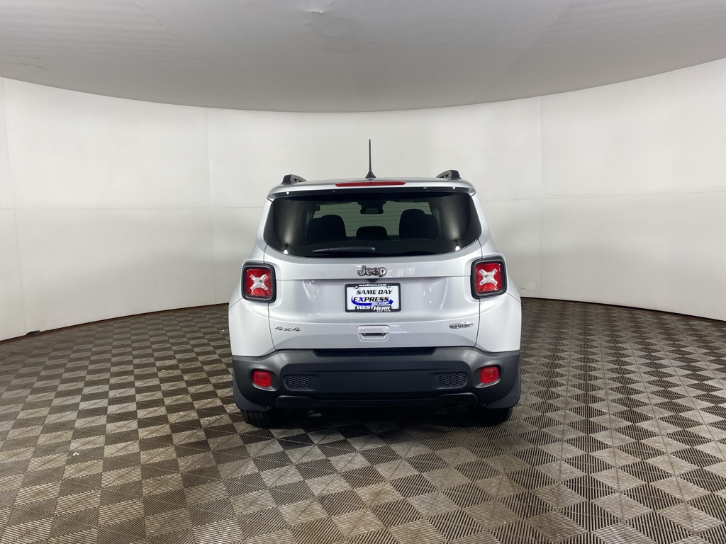 2020 Jeep Renegade Latitude photo 2