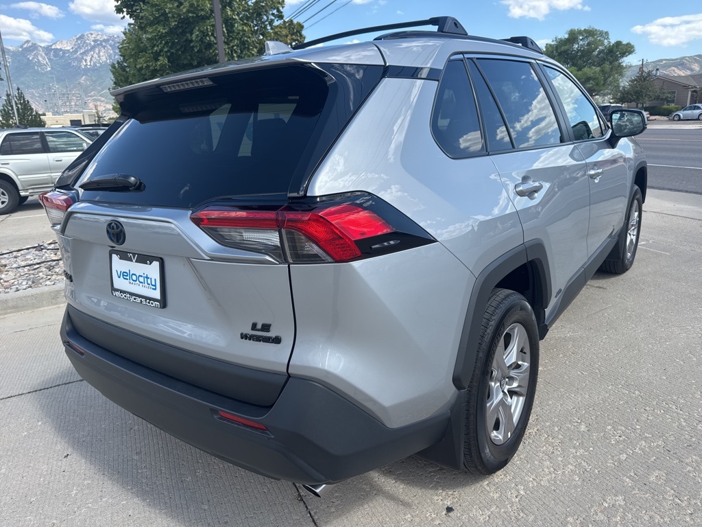 2024 Toyota RAV4 Hybrid LE photo 5