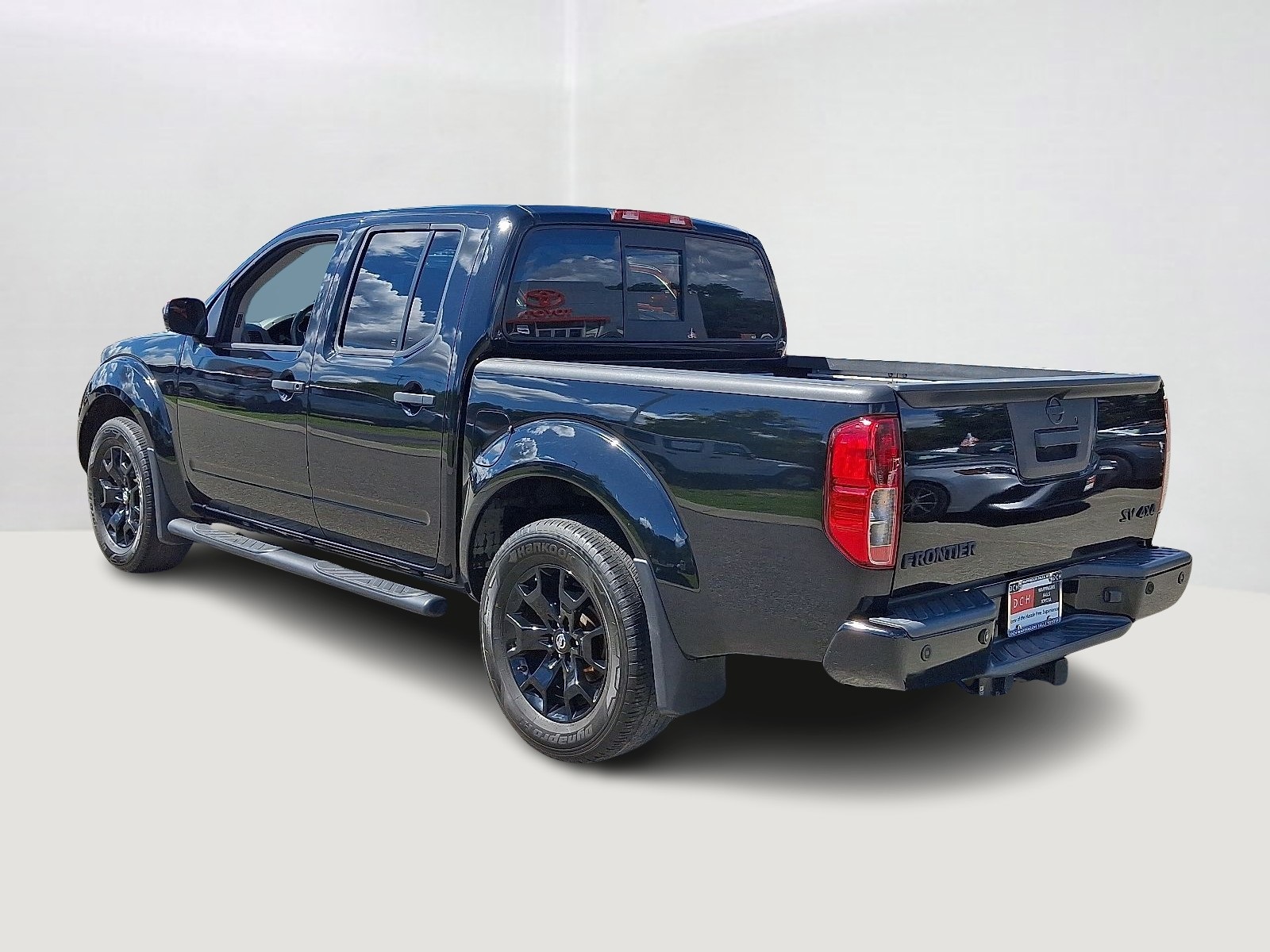 2021 Nissan Frontier SV Crew Cab photo 5