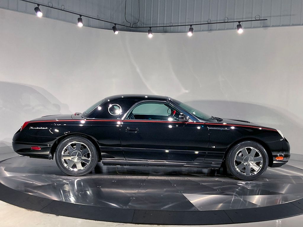 2003 Ford Thunderbird Base photo 4
