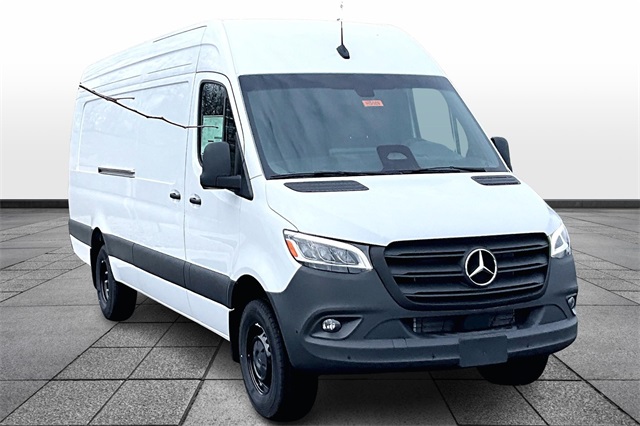 2025 Mercedes-Benz Sprinter Cargo Van Base's photo
