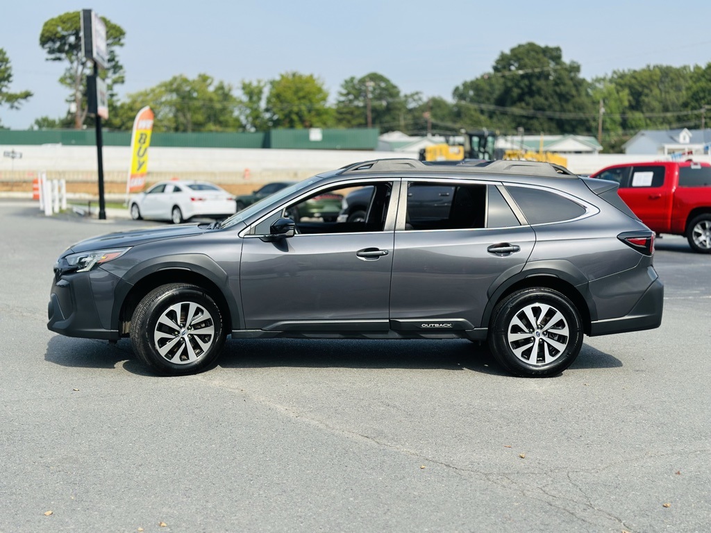 2023 Subaru Outback Premium photo 3