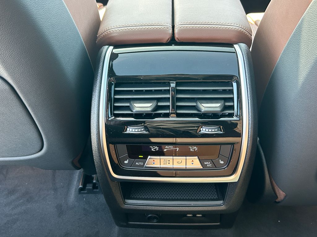 2026 Bmw X5 M60i photo 31