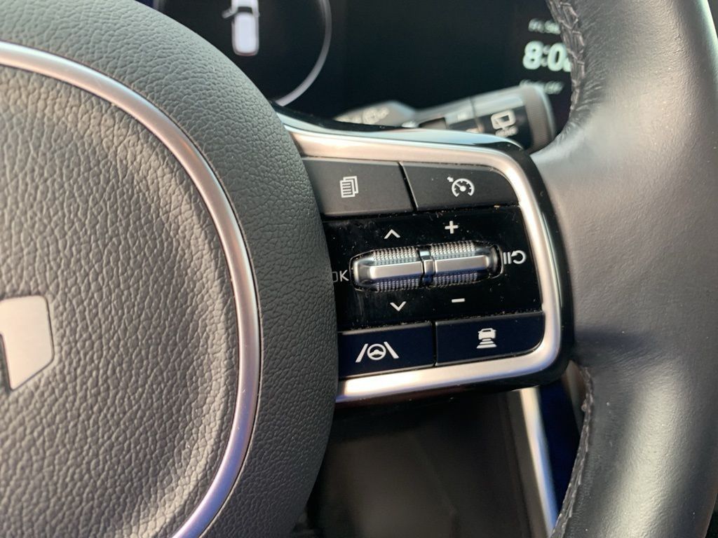 2023 Kia Carnival SX Prestige photo 27