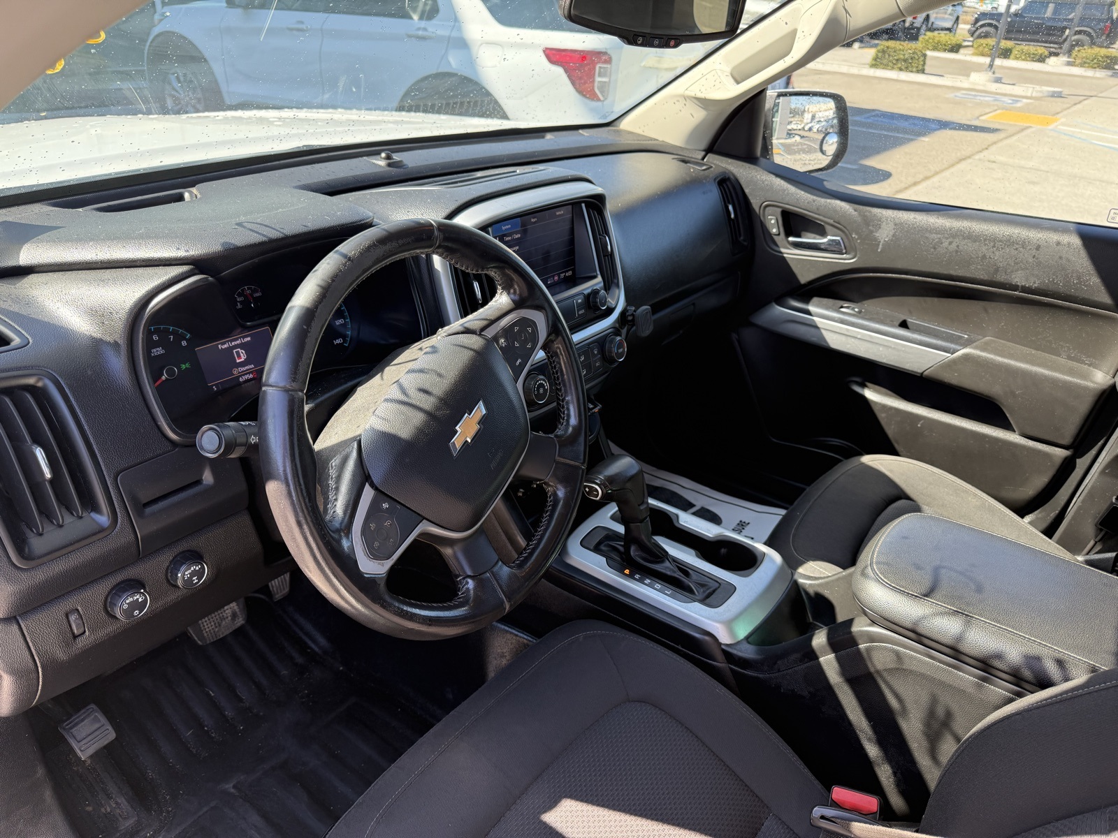 2020 Chevrolet Silverado 1500 LT photo 5
