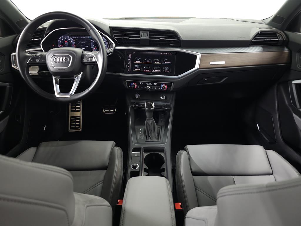 2020 Audi Q3 S line Premium Plus photo 22