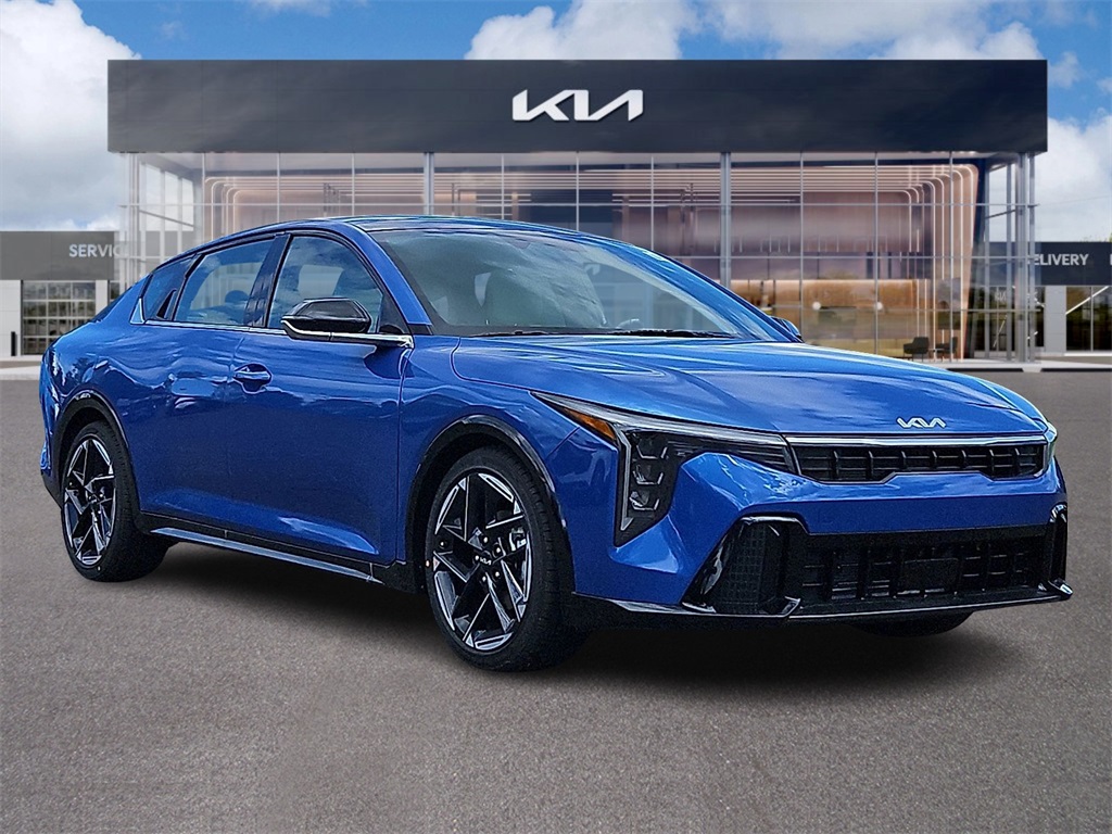 2025 Kia K4 GT-Line's photo