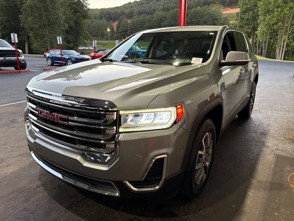 2023 Gmc Acadia SLE photo 2