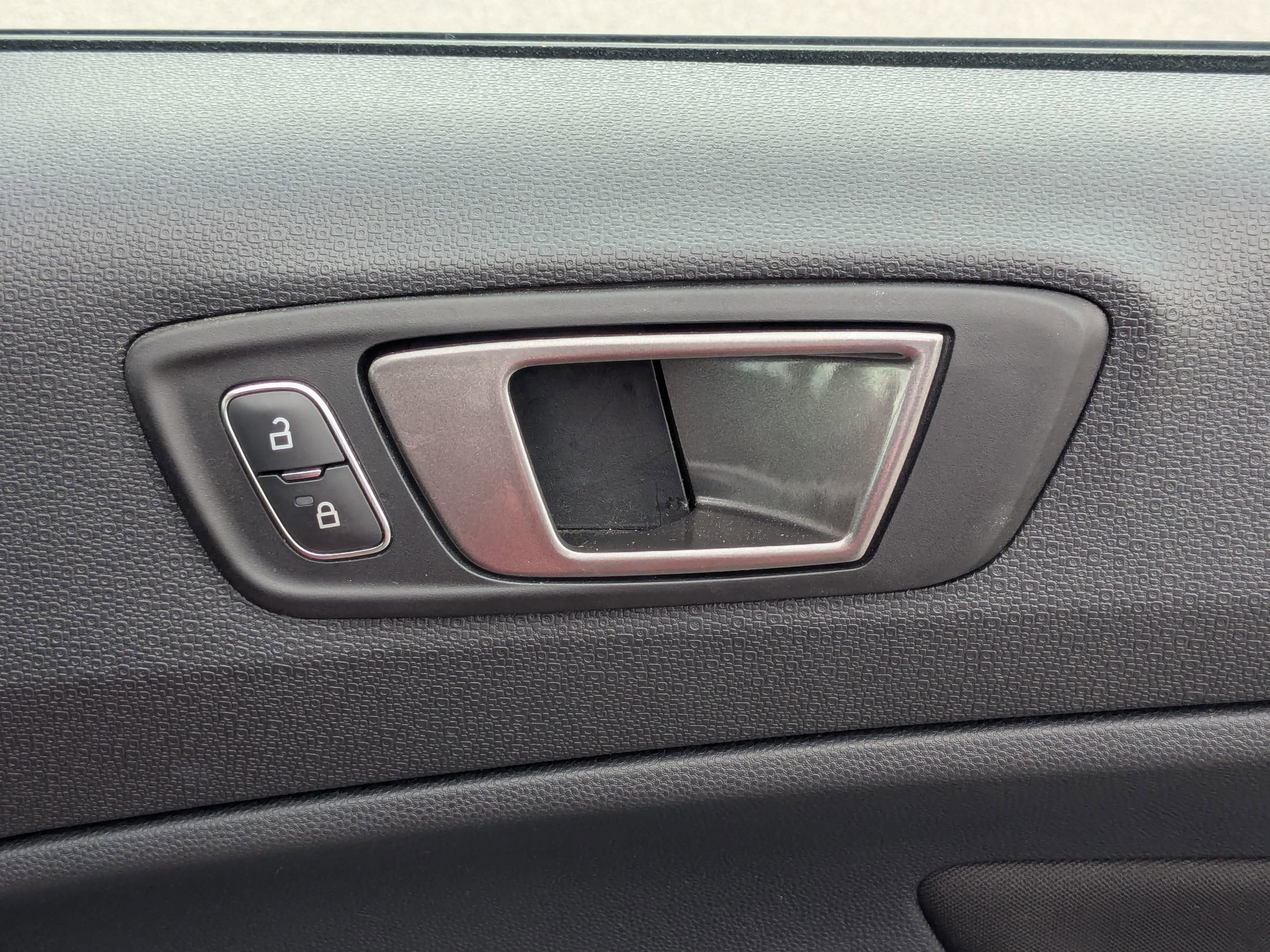 2021 Ford EcoSport SE photo 28