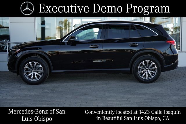 2025 Mercedes Benz GLC 300 4MATIC photo 2