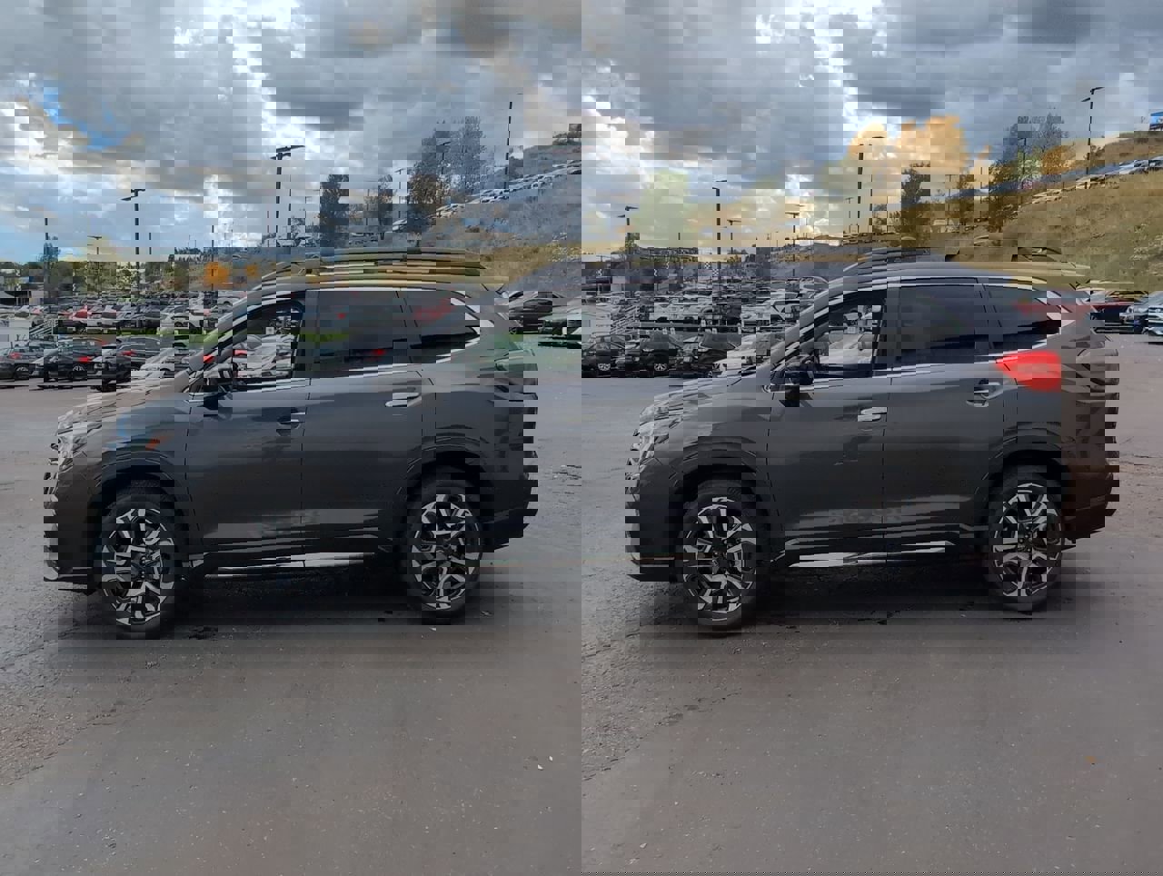 2024 Subaru Ascent Touring photo 4