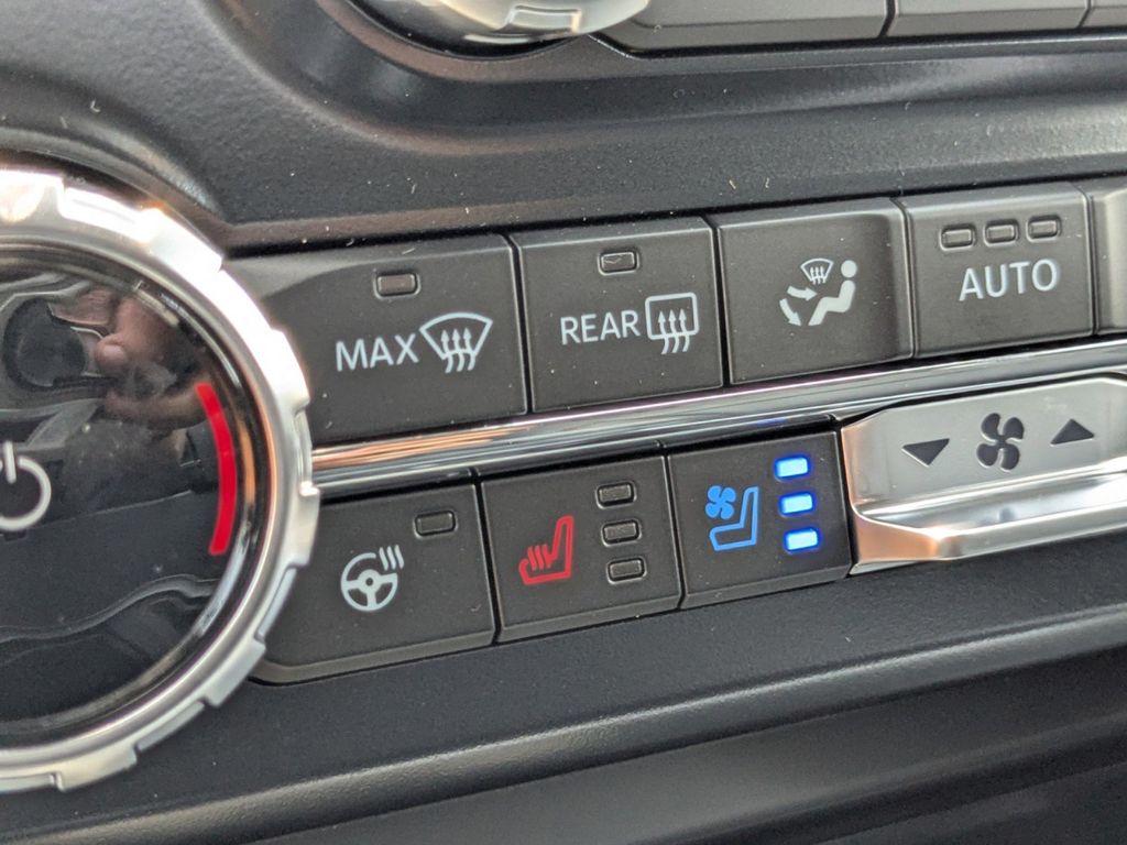 2025 Ford F-250 Lariat photo 22