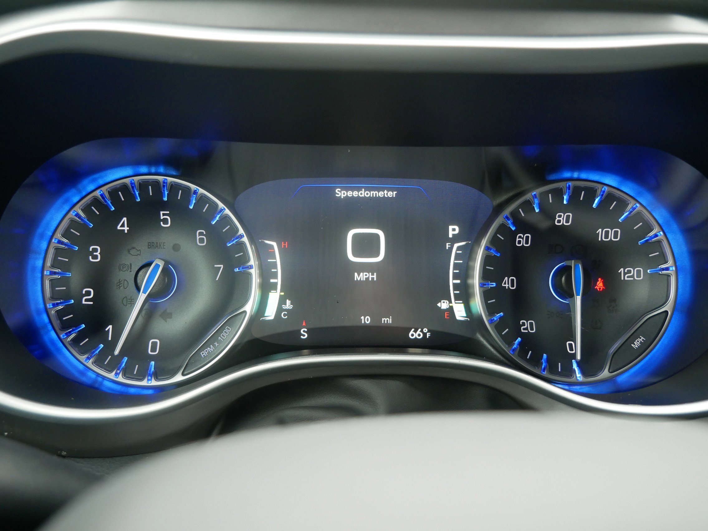 2026 Chrysler Pacifica photo 20